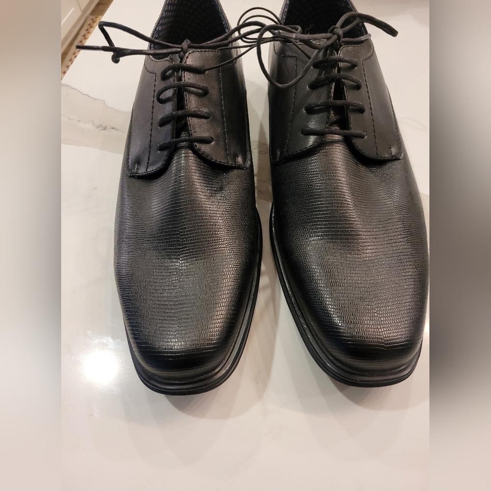 Men's Black Dress Shoes